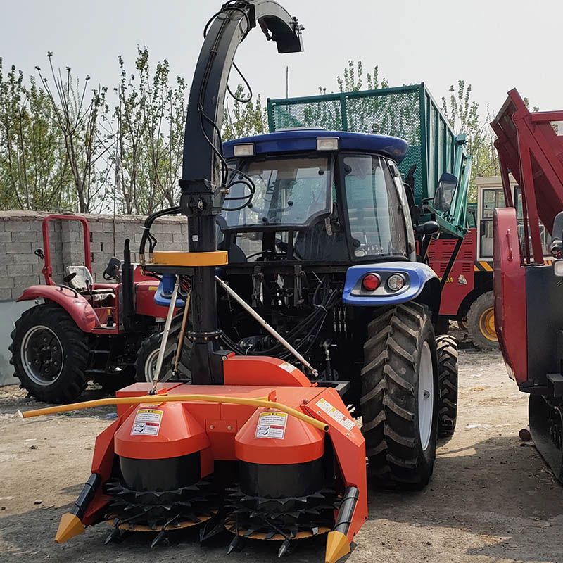 拖拉機(jī)式青儲機(jī)